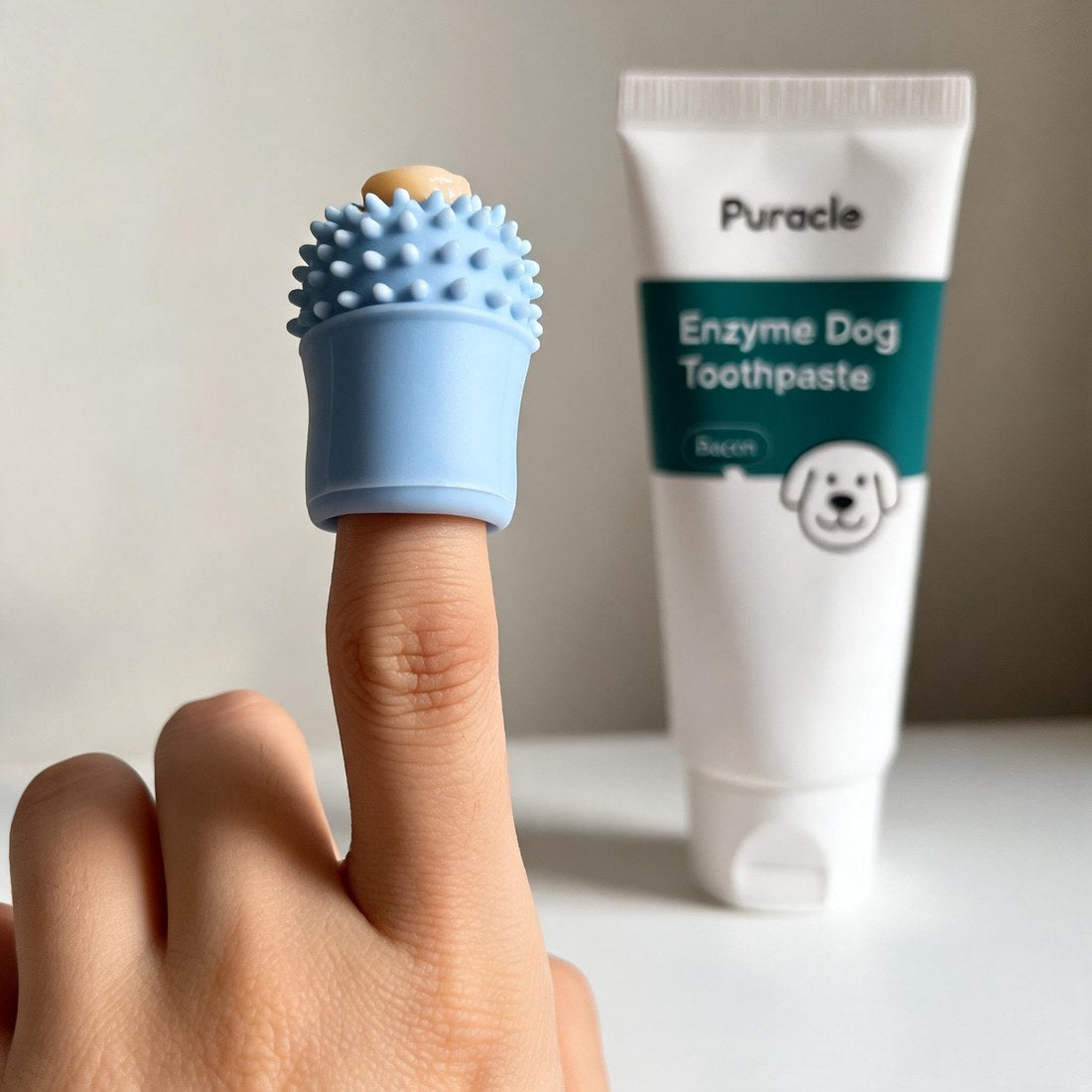 The soft silicone 360 finger brush